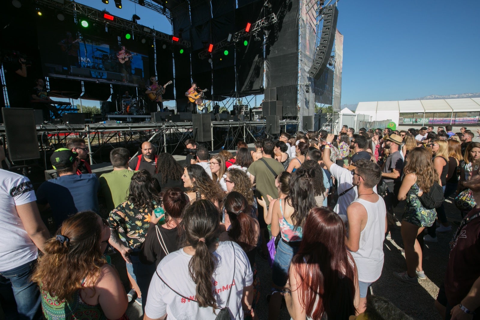 La organización espera cerrar esta edición con más de 30.000 visitantes disfrutando de dos días de música en el Cortijo del Conde