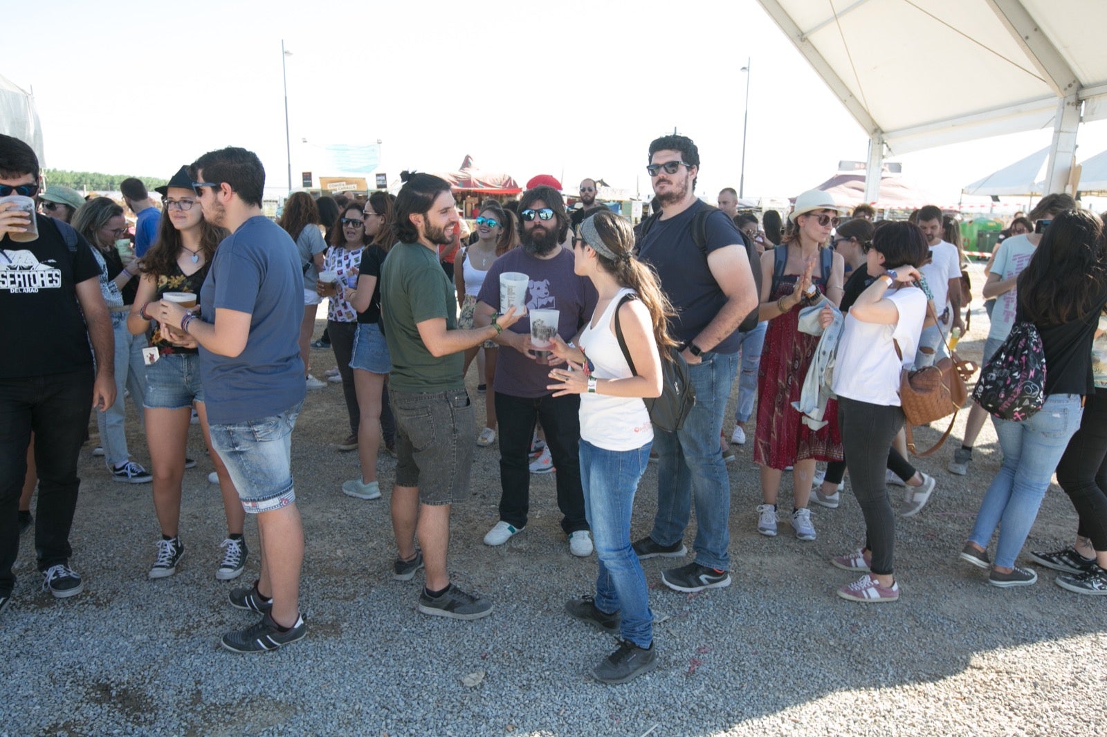 La organización espera cerrar esta edición con más de 30.000 visitantes disfrutando de dos días de música en el Cortijo del Conde