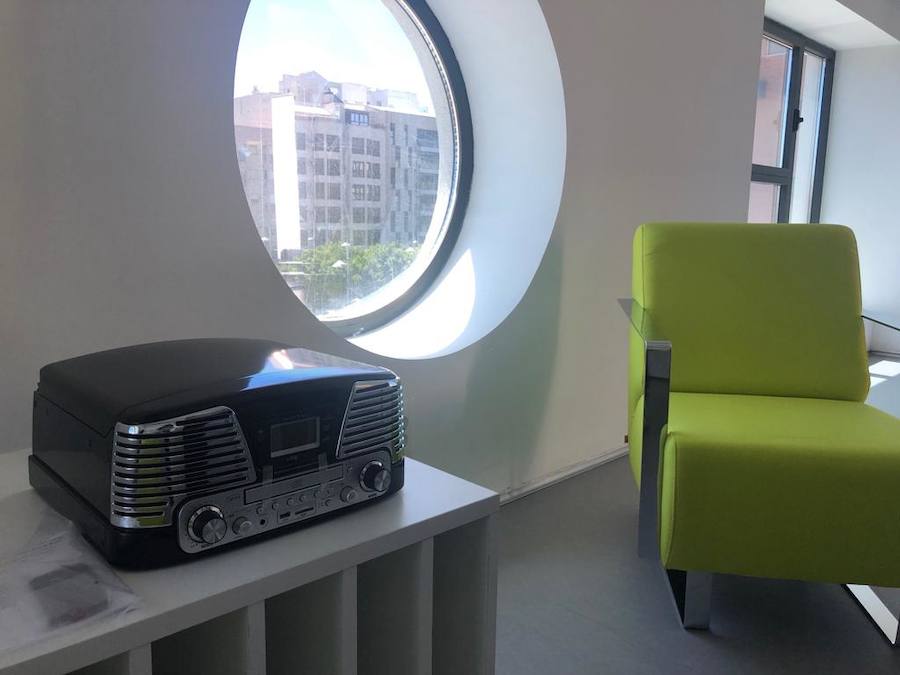 El Ayuntamiento abre por primera vez las puertas de la José María Artero una vez que ya se ha equipado | Destaca por sus estancias amplias, coloridas, luminosas y acogedoras