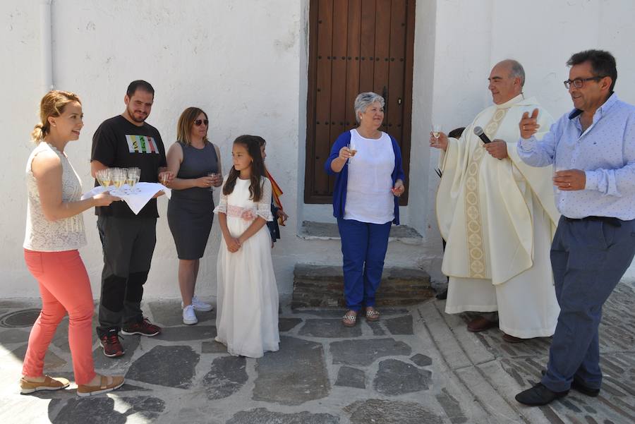 La Archidiócesis de Granada ya dispone del primer campanario-museo en la iglesia de este municipio alpujarreño situado en el Parque Protegido de Sierra Nevada