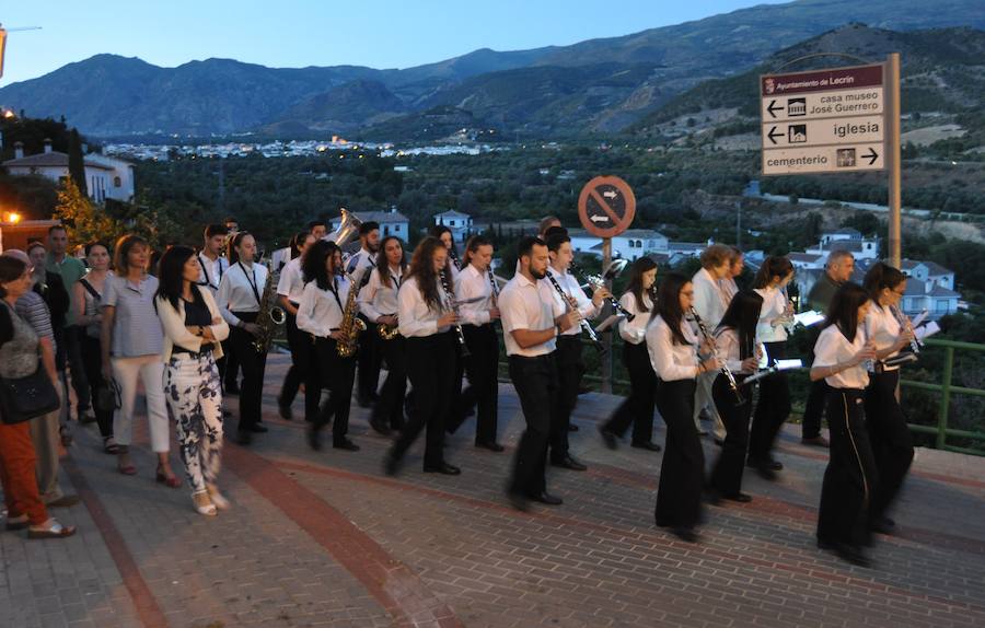 La banda de música 'San Juan Bautista' de Nigüelas-Lecrín se ha encargado de las dianas y los conciertos