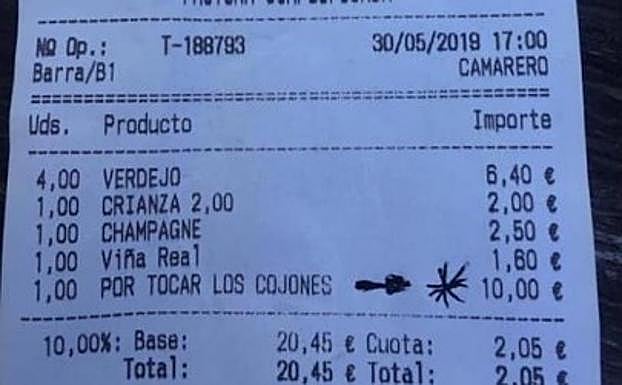Ticket que se ha hecho viral. 