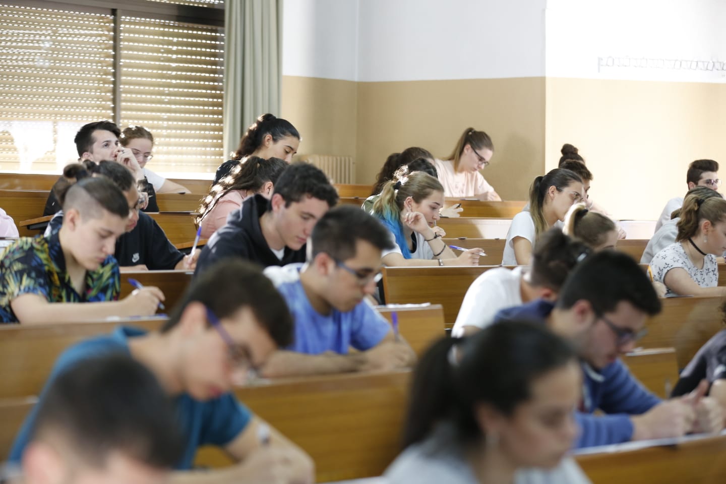 Más de seis mil estudiantes buscan su plaza en la universidad