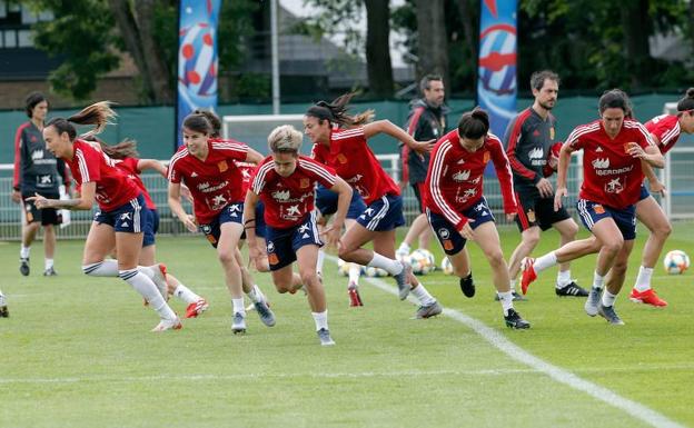 Las jugadoras españolas, durante un entrenamiento. 