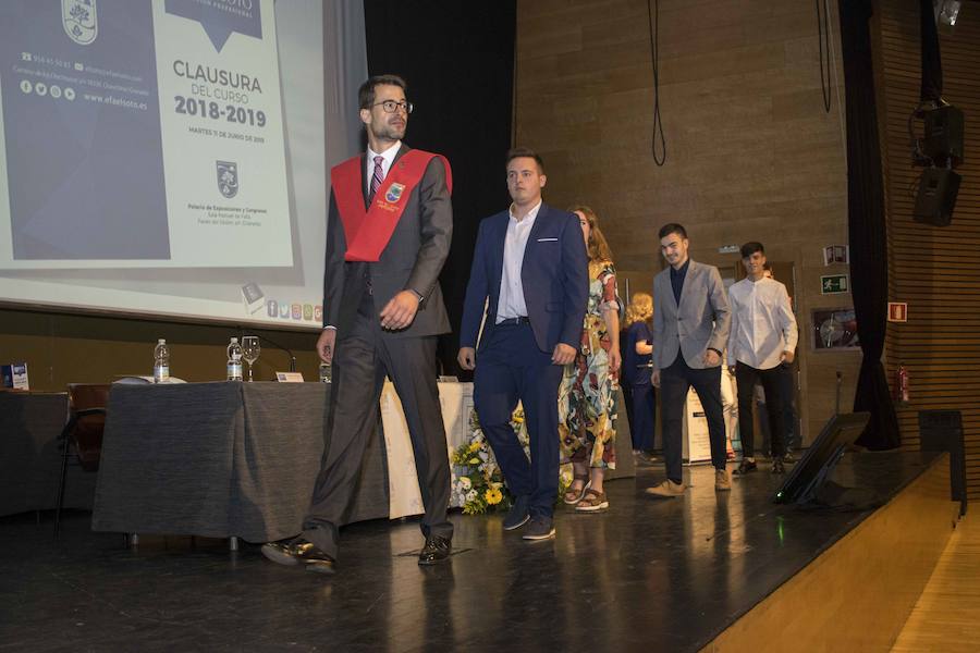 Además, ha distinguido al Ayuntamiento de Fuente Vaqueros, al Patronato de la Alhambra y a IDEAL por su suplemento AG