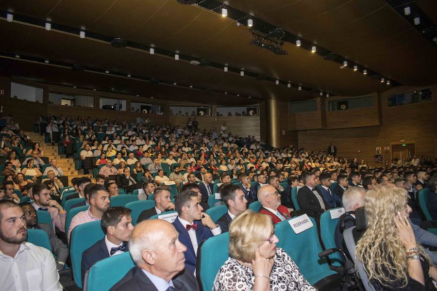Además, ha distinguido al Ayuntamiento de Fuente Vaqueros, al Patronato de la Alhambra y a IDEAL por su suplemento AG