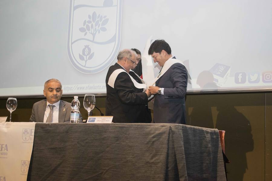 Además, ha distinguido al Ayuntamiento de Fuente Vaqueros, al Patronato de la Alhambra y a IDEAL por su suplemento AG