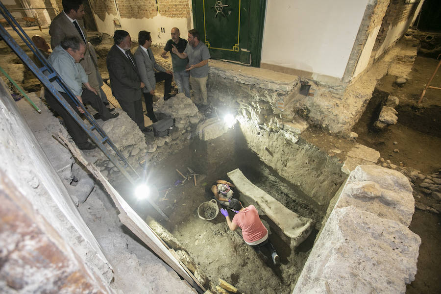 Autoridades visitaron ayer las excavaciones en Villamena.