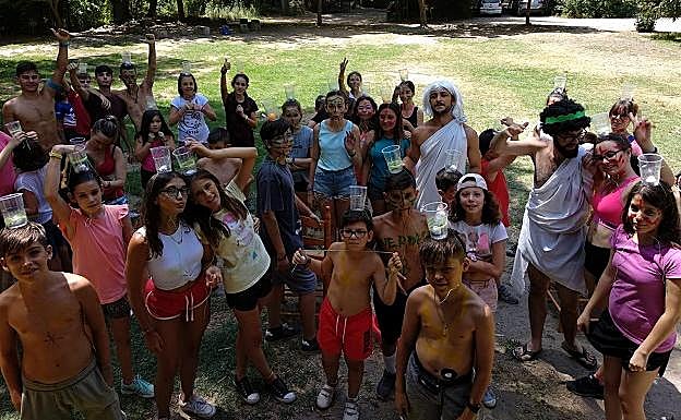 Niños dabéticos en Andalucía: En busca de endocrino para poder irse de campamento de verano