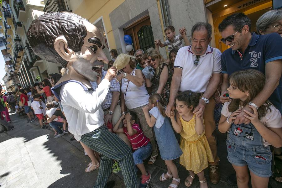 Te mostramos en imágenes cómo se ha vivido en el centro uno de los dìas grandes de la feria