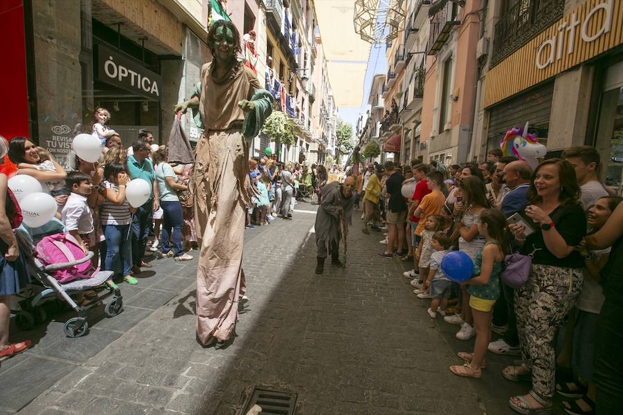 Te mostramos en imágenes cómo se ha vivido en el centro uno de los dìas grandes de la feria