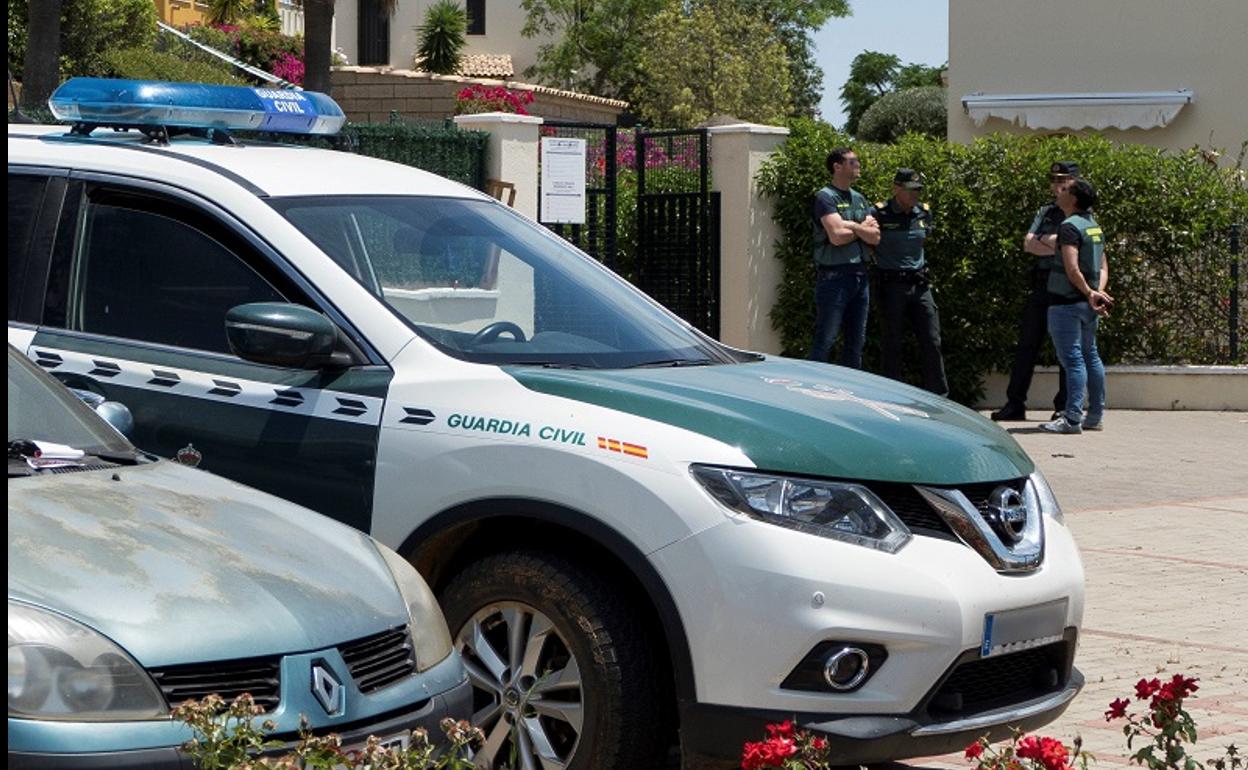Sucesos en Jaén: Arrestado en Santisteban del Puerto un hombre que se estaba exhibiendo y masturbando delante de menores