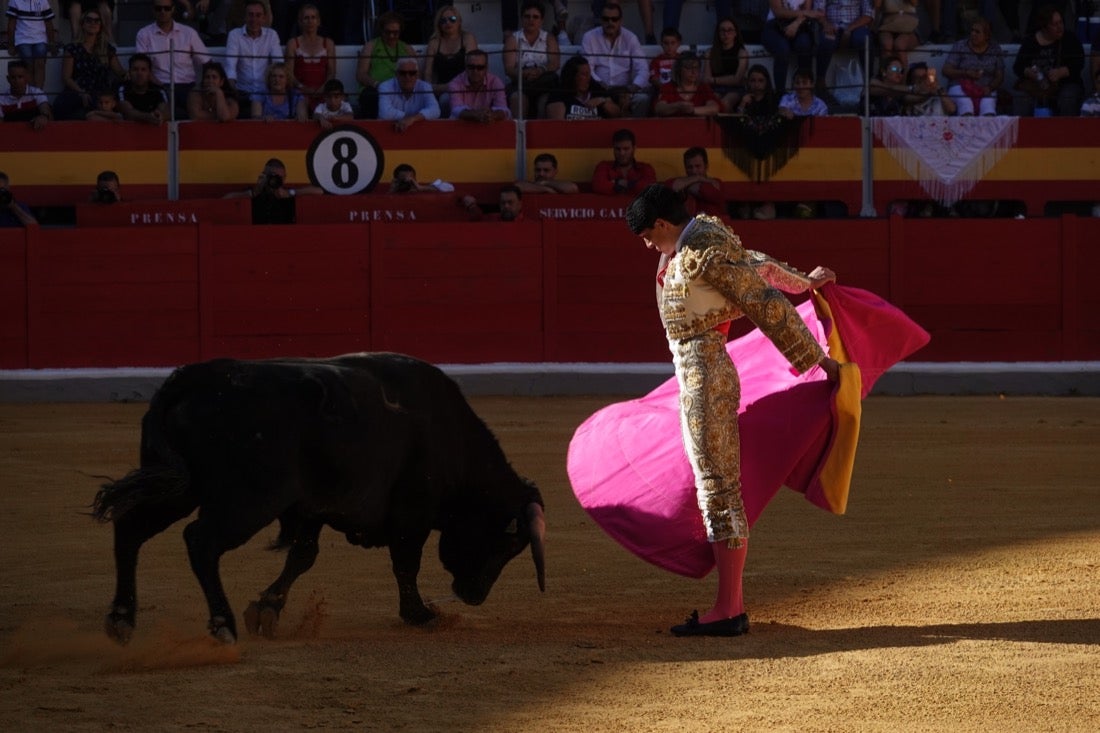 El novillero azteca, que cortó tres orejas, se impuso en la final a Alejandro Peñaranda y Miguel Polope