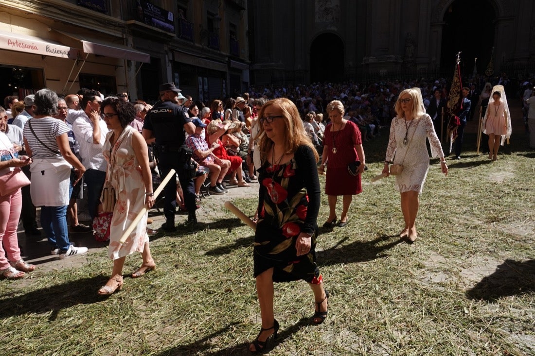 Si has estado en la Plaza de las Pasiegas, búscate en nuestra galería