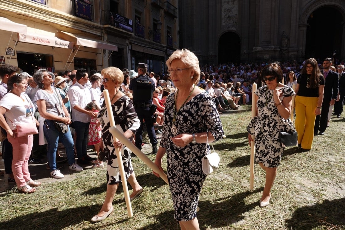 Si has estado en la Plaza de las Pasiegas, búscate en nuestra galería