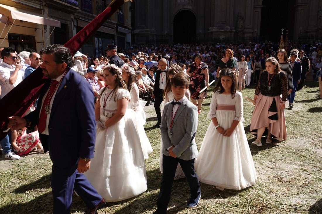 Si has estado en la Plaza de las Pasiegas, búscate en nuestra galería