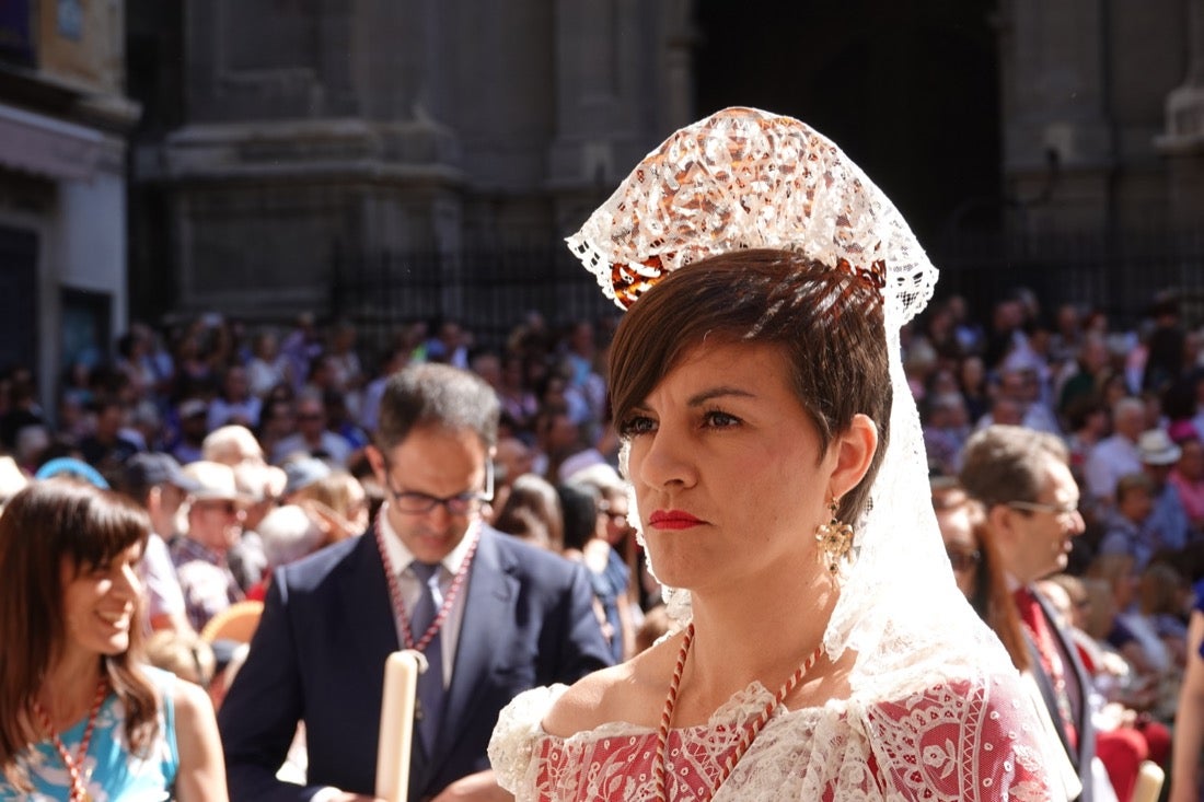 Si has estado en la Plaza de las Pasiegas, búscate en nuestra galería