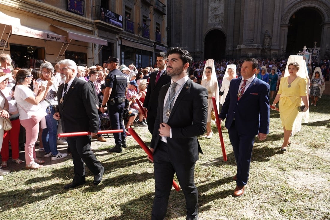 Si has estado en la Plaza de las Pasiegas, búscate en nuestra galería