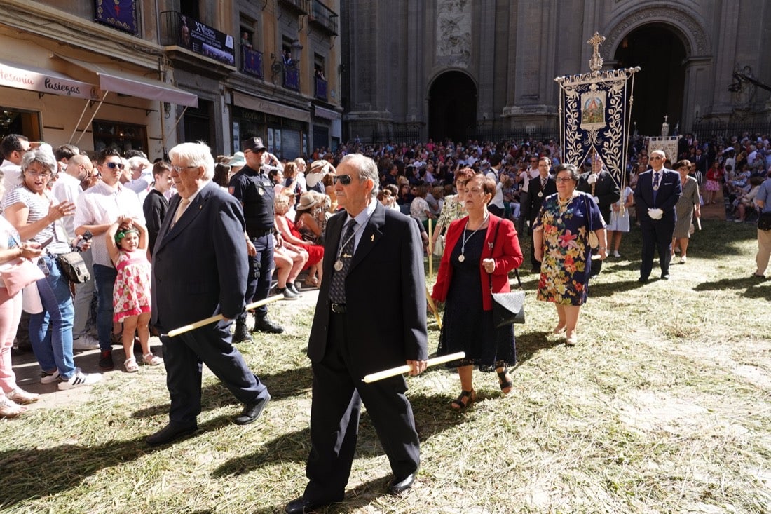 Si has estado en la Plaza de las Pasiegas, búscate en nuestra galería