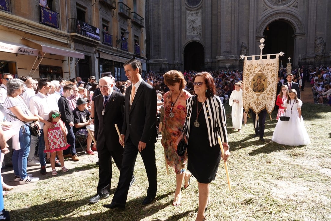 Si has estado en la Plaza de las Pasiegas, búscate en nuestra galería