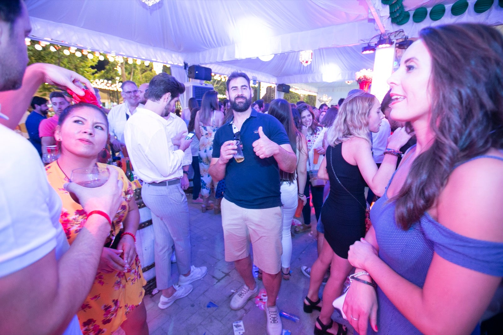 El festivo de la feria de Granada se hizo sentir en el recinto de Almanjáyar