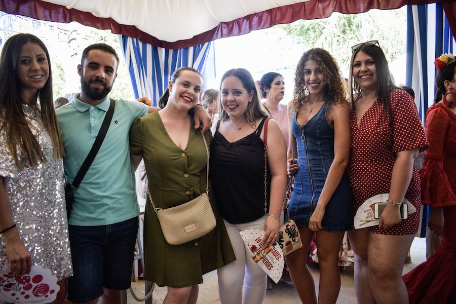 El festivo de la feria de Granada se hizo sentir en el recinto de Almanjáyar