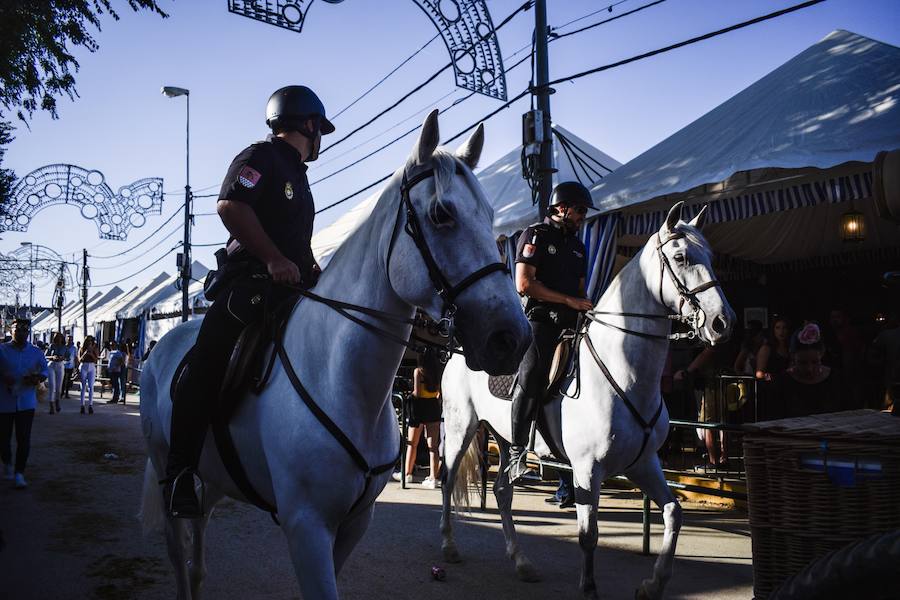 El festivo de la feria de Granada se hizo sentir en el recinto de Almanjáyar