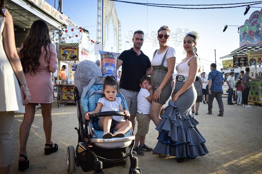 El festivo de la feria de Granada se hizo sentir en el recinto de Almanjáyar