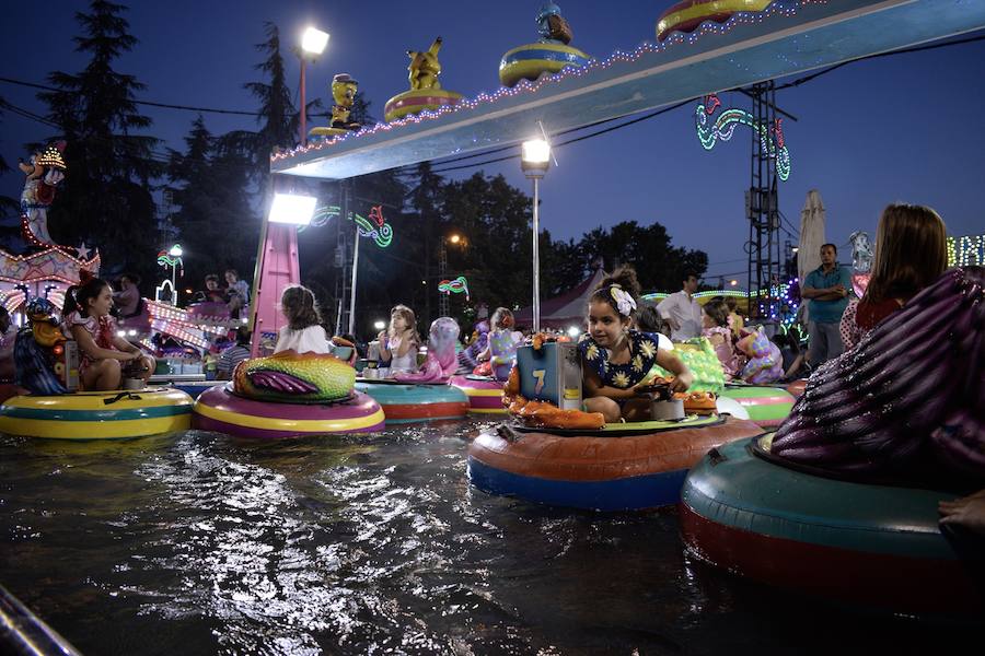 El festivo de la feria de Granada se hizo sentir en el recinto de Almanjáyar