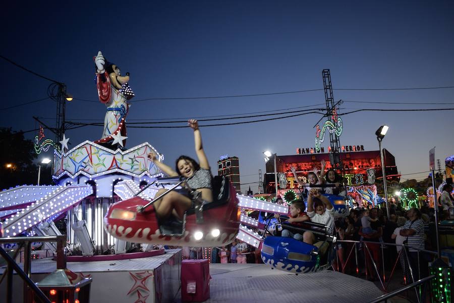 El festivo de la feria de Granada se hizo sentir en el recinto de Almanjáyar