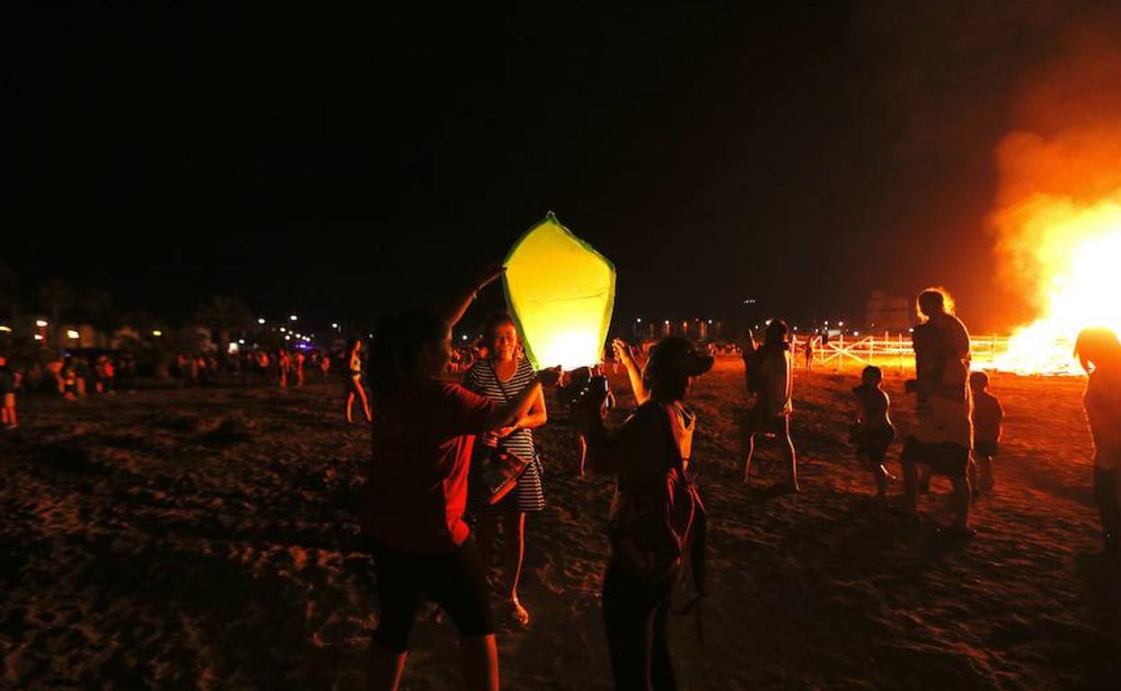 Las playas de Motril acogerán hoy la celebración de San Juan.