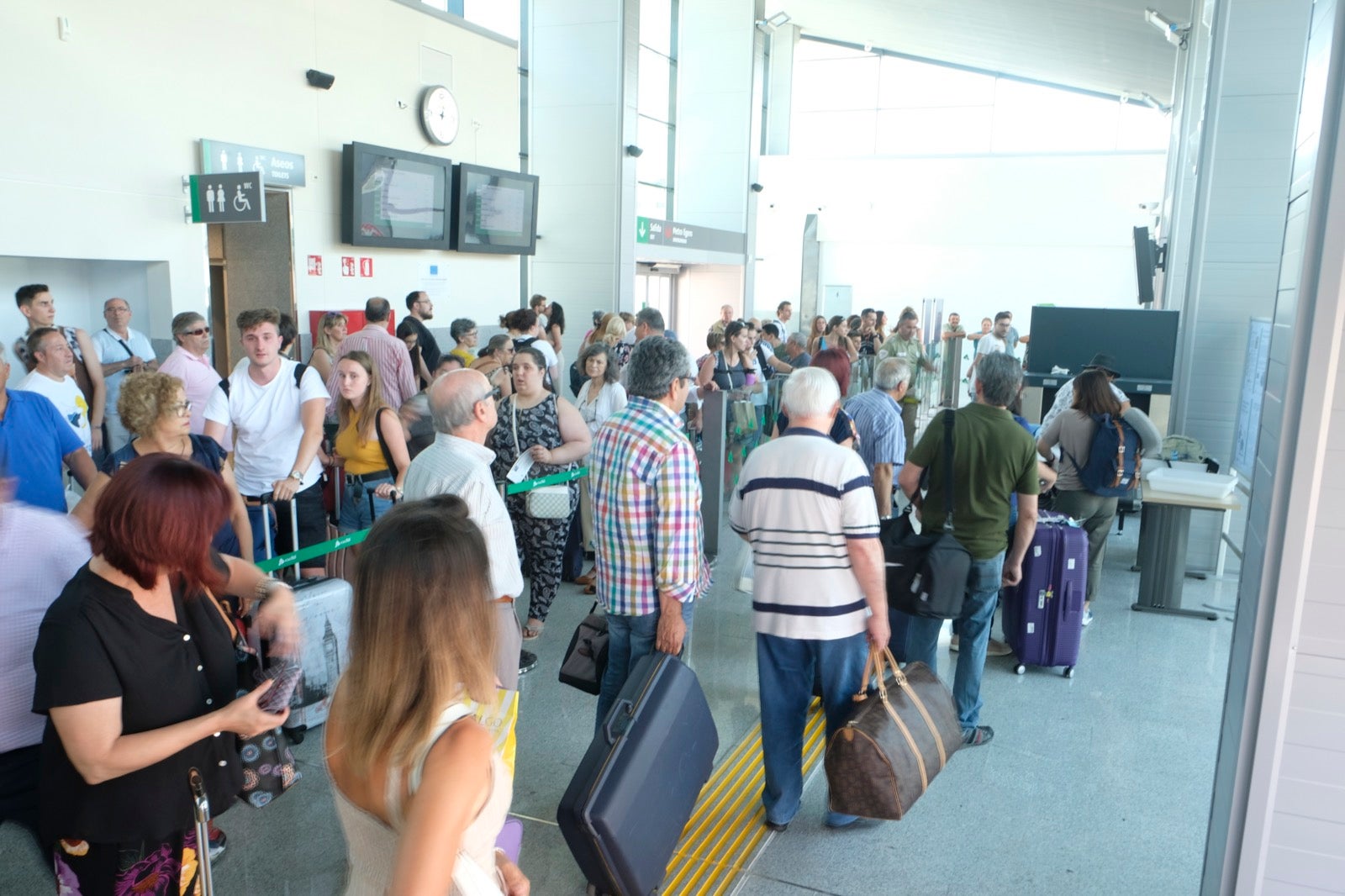 Los pasajeros han llegado a la estación de Atocha con tres minutos de antelación respecto a lo previsto