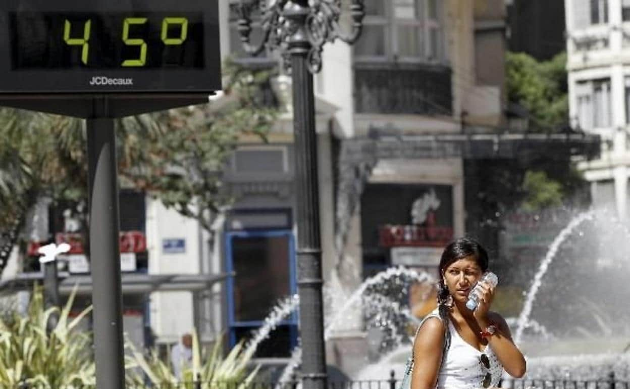 Ola de calor: síntomas del peligroso golpe de calor que ha costado una vida en Granada