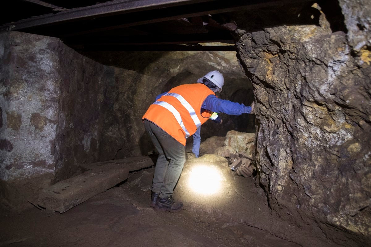 Así son las antiguas minas de Alquife