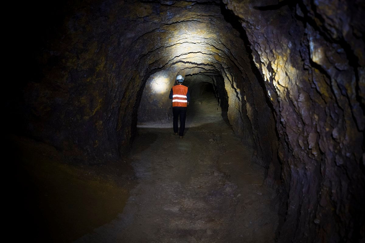 Así son las antiguas minas de Alquife