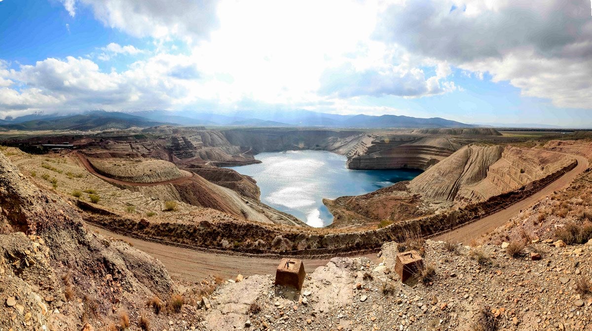 Así son las antiguas minas de Alquife
