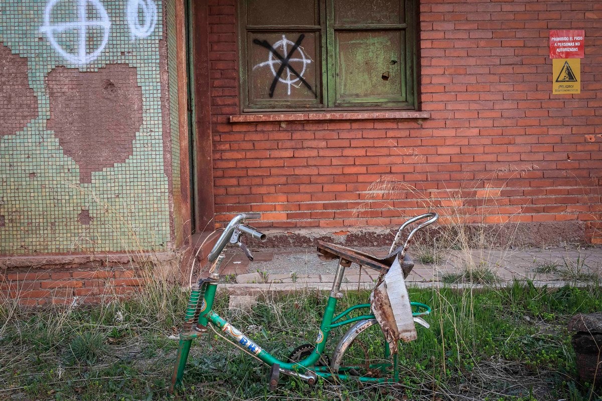 Así se encuentra el poblado minero de Alquife