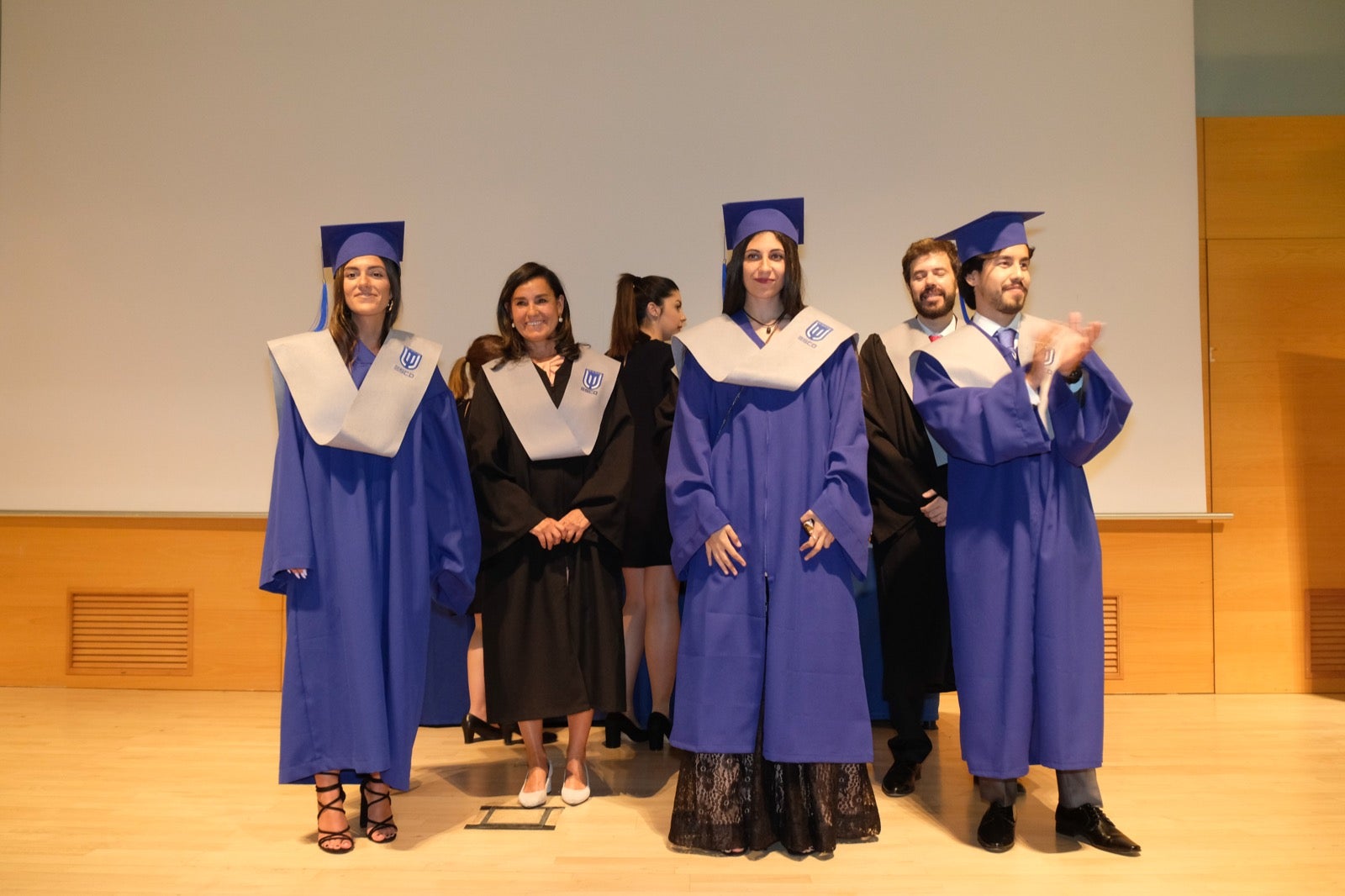 Después de cuatro años de estudios, la de anoche era una fecha muy esperada para varias promociones de esta escuela