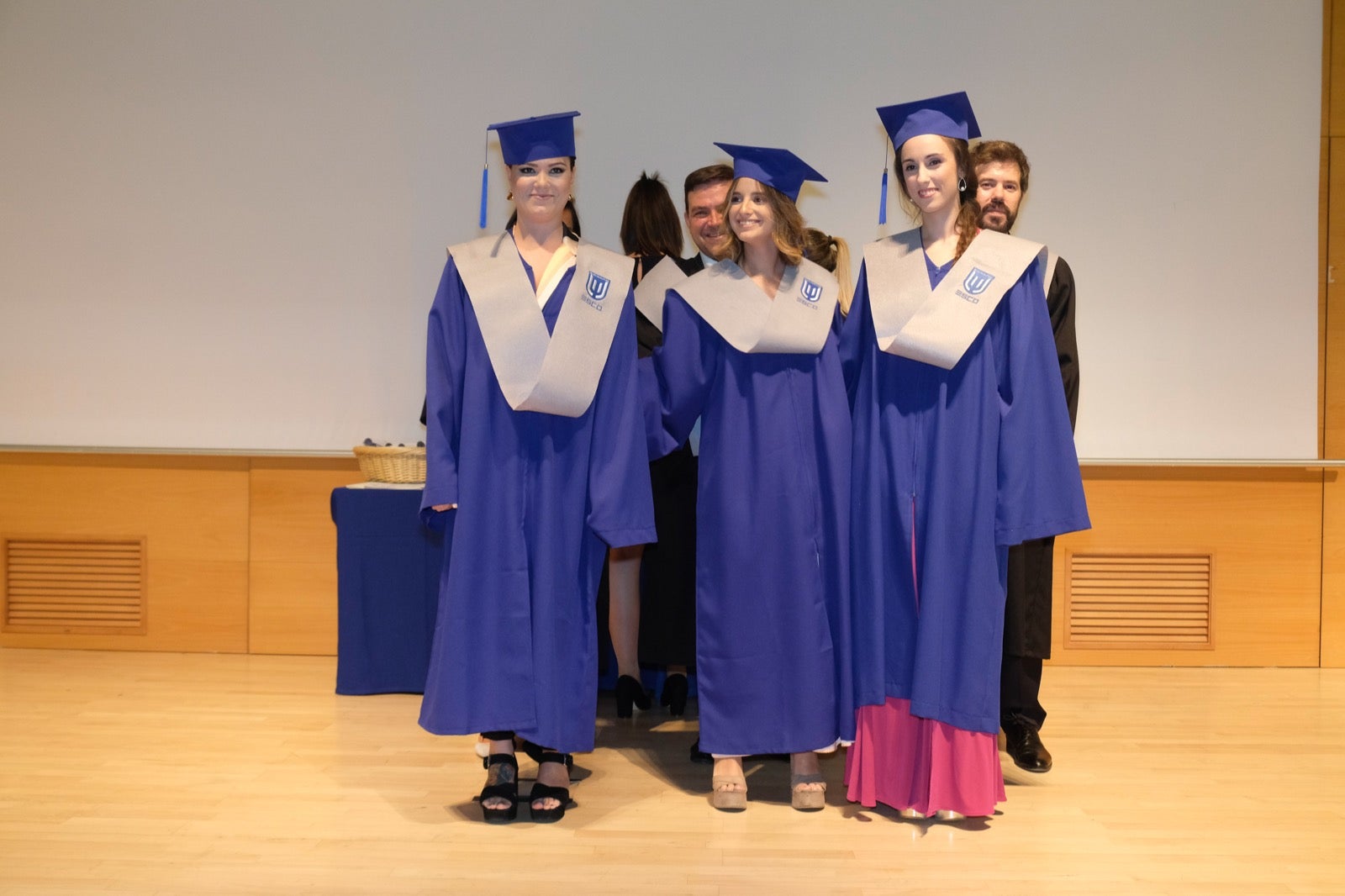 Después de cuatro años de estudios, la de anoche era una fecha muy esperada para varias promociones de esta escuela