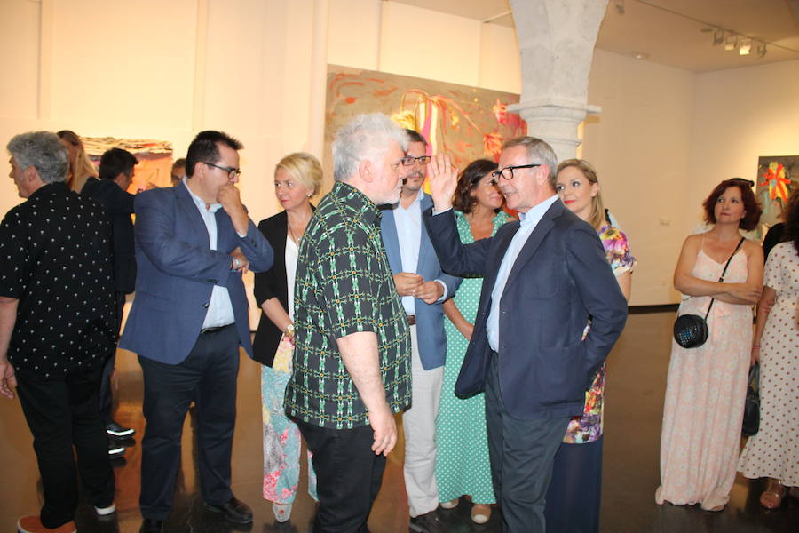 El cineasta manchego expone en el Centro Andaluz de la Fotografía, junto al artista Jorge Galindo, un trabajo conjunto en cuadros de gran formato 