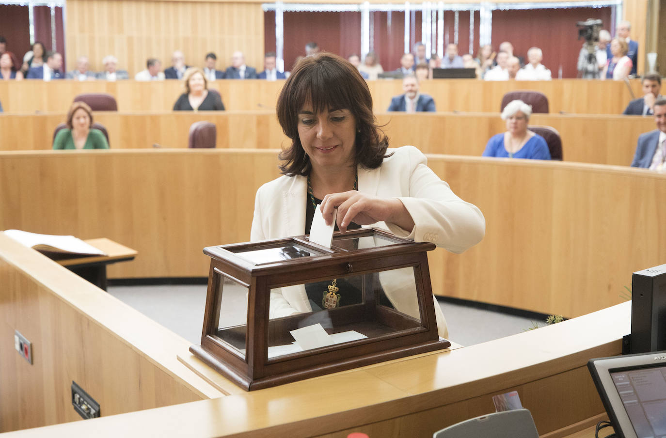 José Entrena ha sido reelegido presidente contando con los votos de PSOE, Adelante, IU y Cs