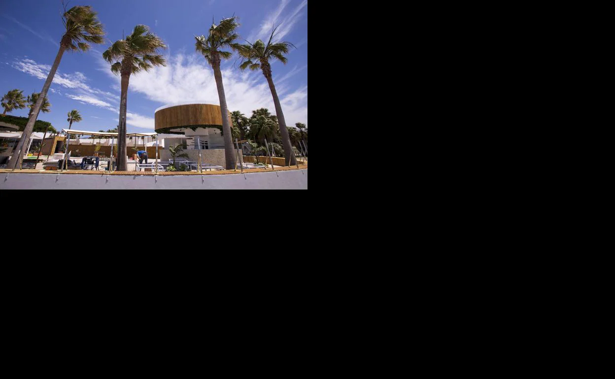 Chiringuito en playa Granada: Aplazan el juicio de los empleados del Oleaje por los impagos de los sueldos