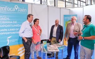 La Diputación de Jaén trabaja para «dar a los jóvenes la oportunidad de emprender»