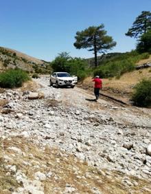 Imagen secundaria 2 - Lluvias torrenciales en Jaén | Ocho mil cabezas de ganado aisladas por una fuerte tormenta en Santiago Pontones