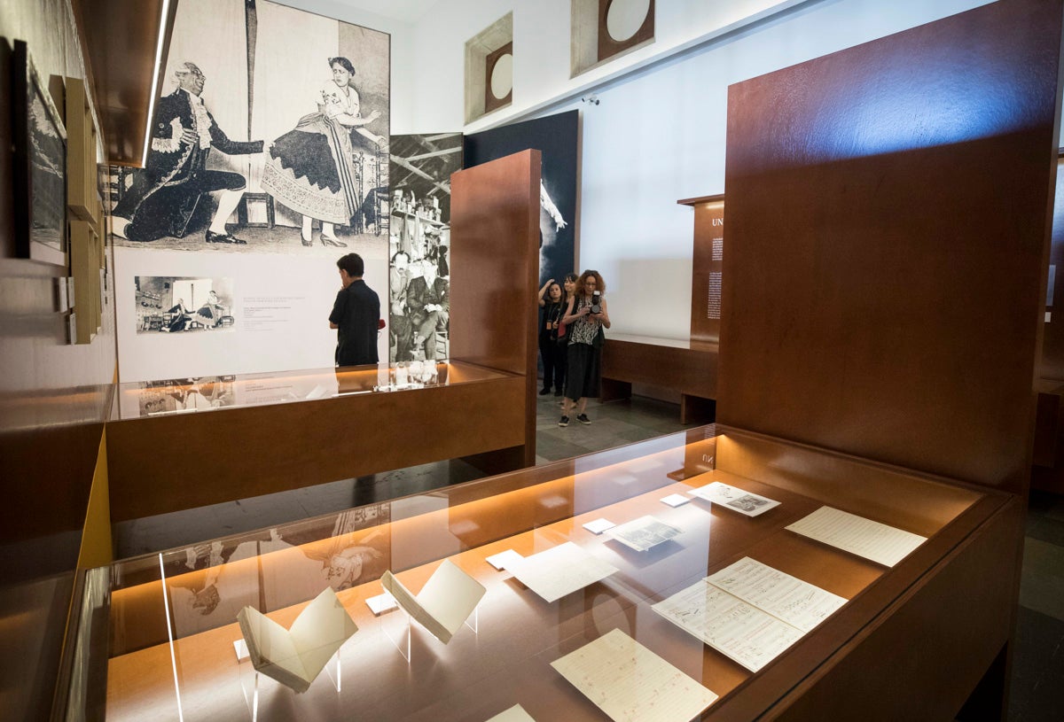 Así es la exposición de 'El sombrero de tres picos. 1919-2019. Un singular proceso creativo'.