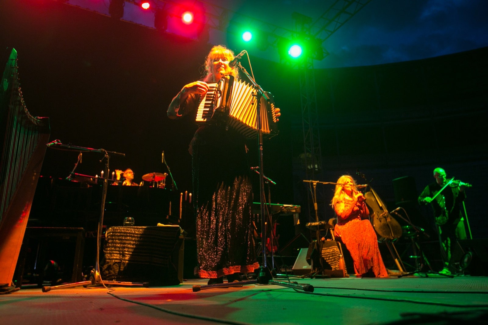 Fotos: Escuchar a Loreena McKennitt tiene el don de la regresión a vidas anteriores