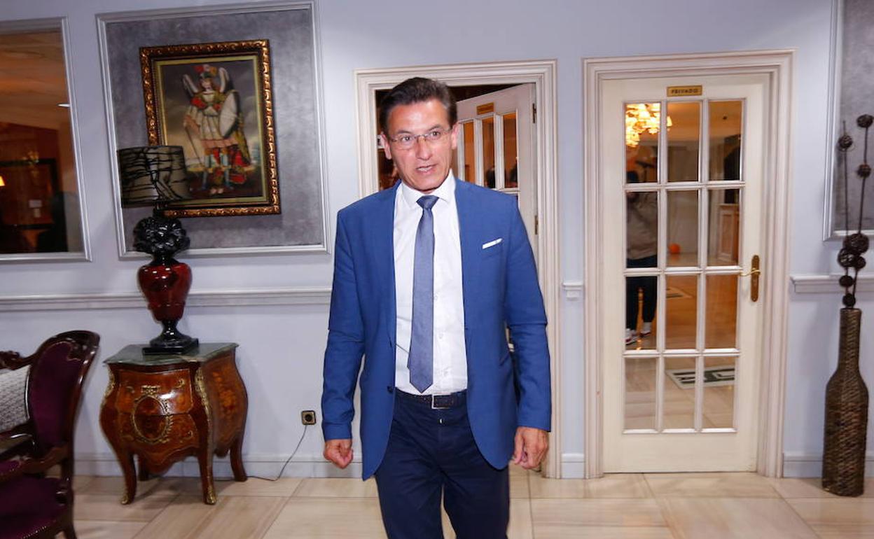 Ayuntamiento de Granada: El metro y la capitalidad cultural, ejes de la reunión con la Junta