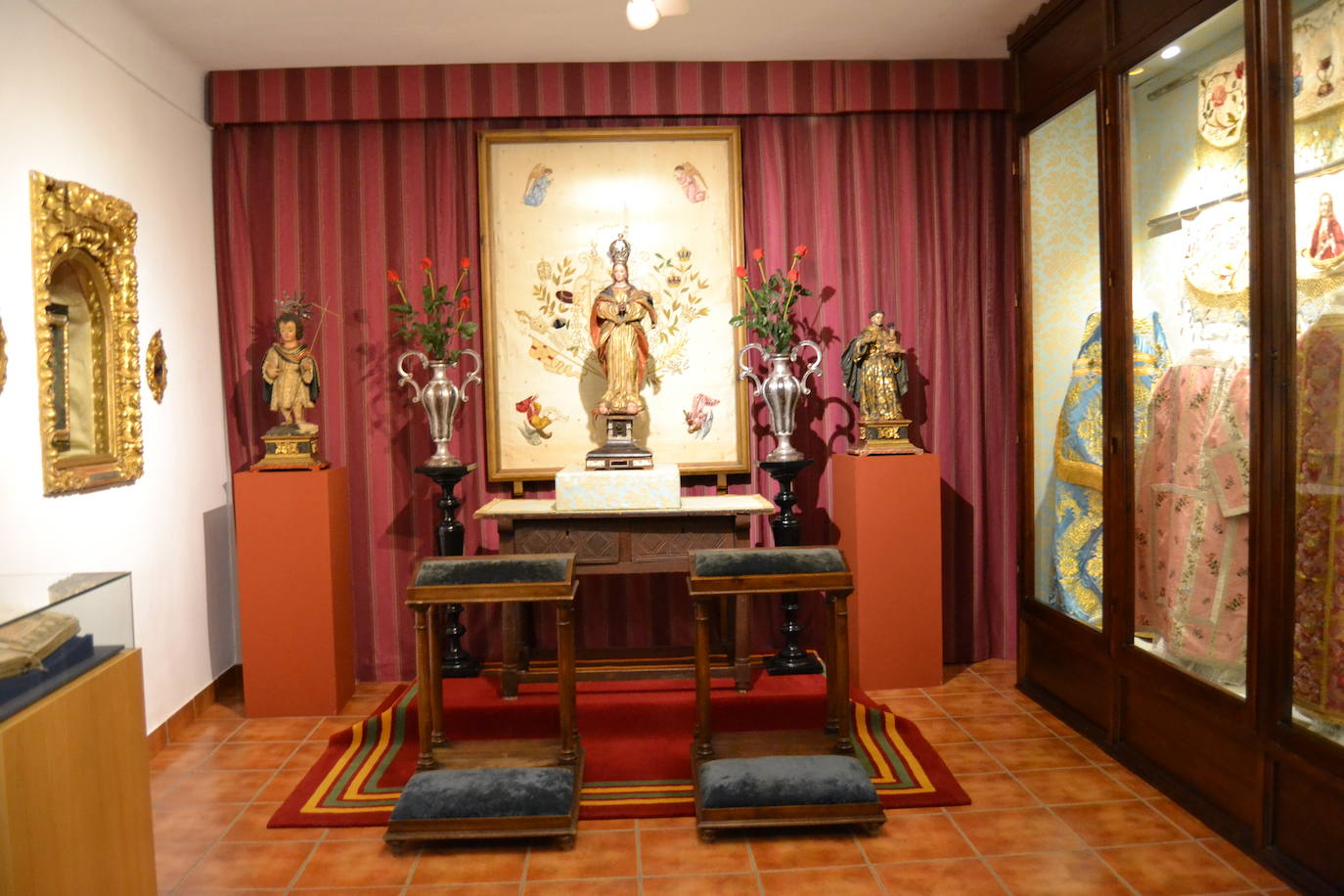 Así es la colección que atesora este monasterio de Granada