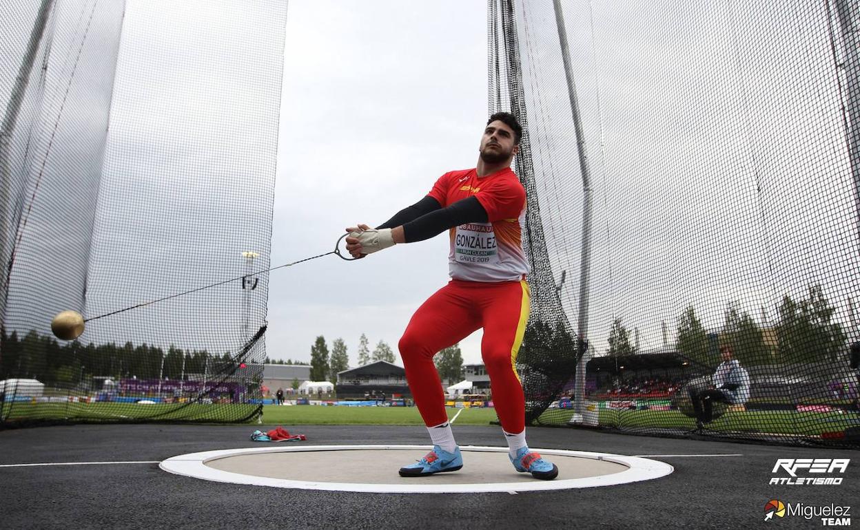 El jienense Alberto González, campeón de Europa sub 23 de lanzamiento de martillo