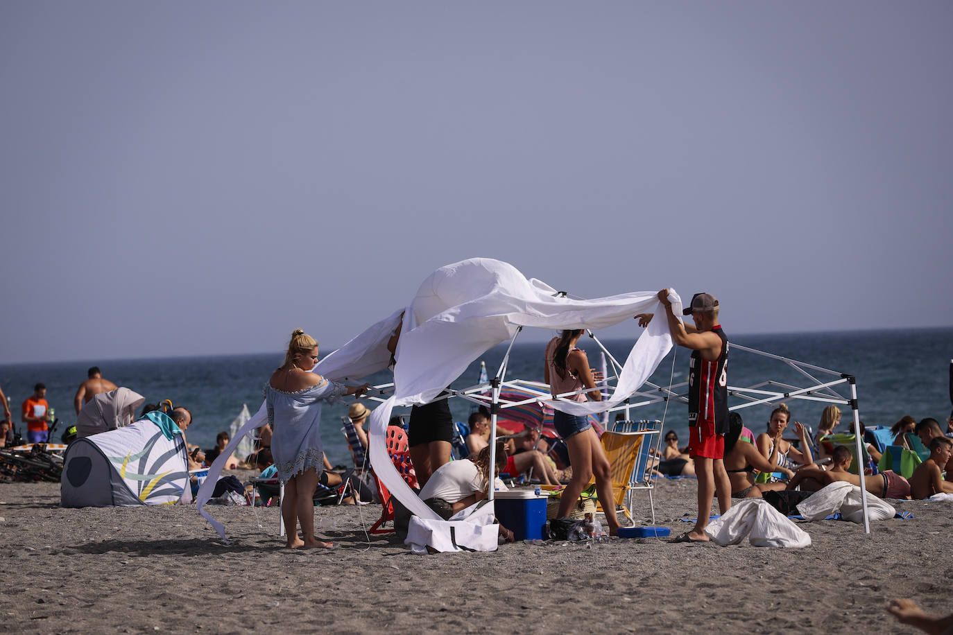 Salobrña tiene restringuido el uso de toldos.